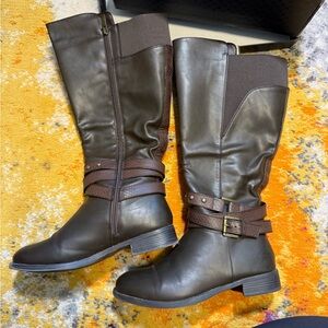 DSW Brown Leather Knee-High Women's Boots 7 WIDE CALF